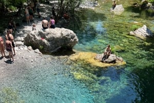 Shkodër : excursion d'une journée dans le parc national de Thethi avec un guide de la région