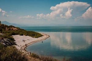 Shkodra fra Tirana: Dagstur til slottet, byen og Skadar-søen