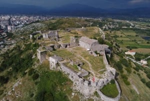 Shkodra: Rozafa Castle, Lake Shkodra, and Old Bazaar Tour