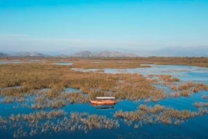 Nationalpark Skadarsee: Private Bootstour im Holzboot & Wein