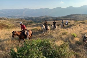 South Albania: 8-Day 360˚ Adventure Tour with Local Guide