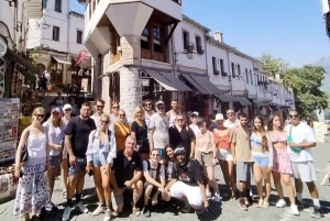 Tour de un día: Ojo Azul, Gjirokaster, puente otomano y Lekursi