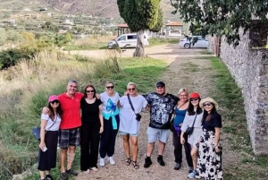 Tour de un día: Ojo Azul, Gjirokaster, puente otomano y Lekursi