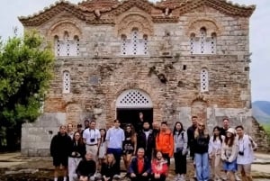 Tour de un día: Ojo Azul, Gjirokaster, puente otomano y Lekursi