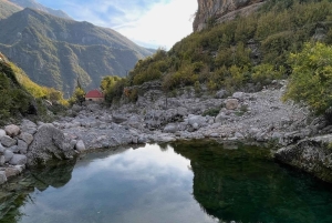 Södra Albanien: Bergsvandring i Përmet med panoramautsikt