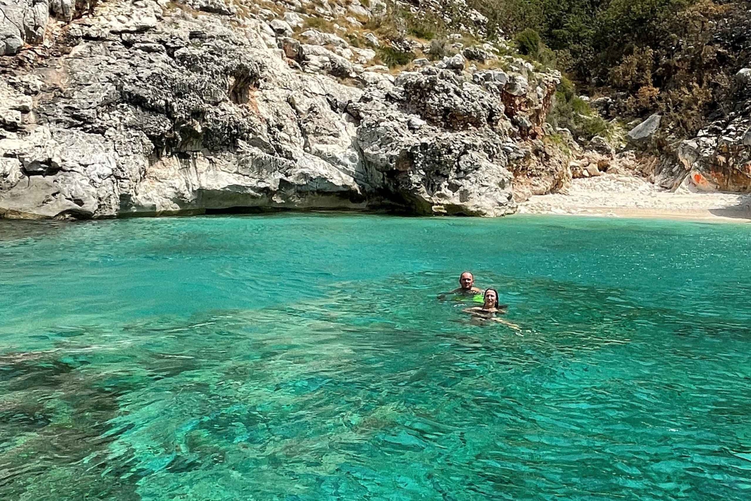 Speed Boat Tour to National Park and Grama Bay