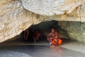 Sunset kayak/Sup tour - Lukova tiny caves and Secret beaches