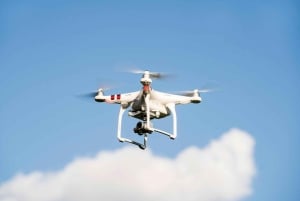 Tirana: Videotur med droner