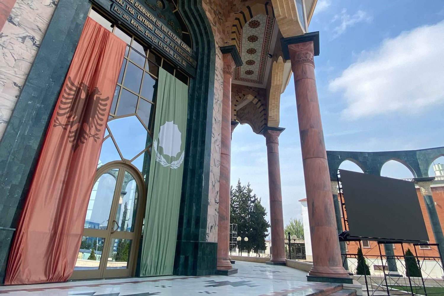 Tirana: Bektashi World Headquarters and Museum Guided Tour