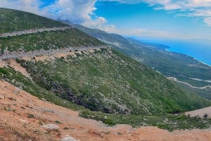 Tirana: excursión privada de 1 día a Berat, Apolonia y Ksamil