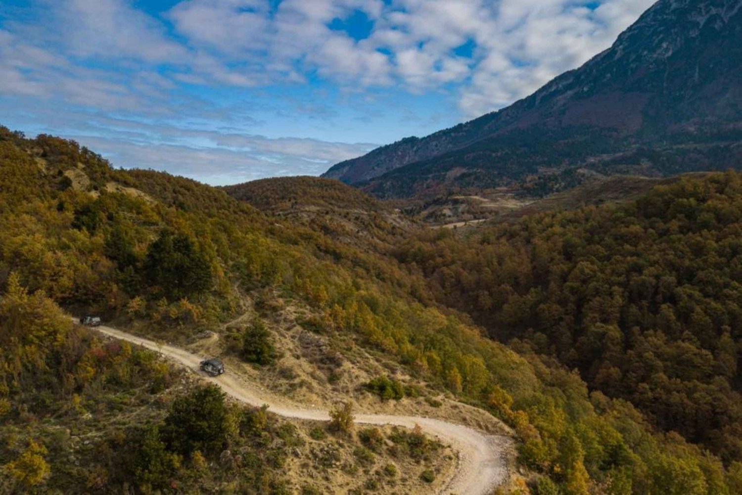 Albanien: Berat Mules Husvagn & Off Road i Mount Tomor