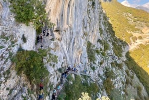 Tirana: wandeltocht naar het Bovilla-meer en de Gamti-berg met lunch