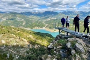 Tirana: wandeltocht naar het Bovilla-meer en de Gamti-berg met lunch