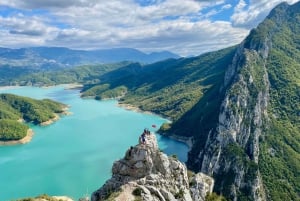Tirana: wandeltocht naar het Bovilla-meer en de Gamti-berg met lunch
