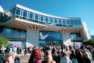 Tirana: Byrundtur med fotograf (bestill en dag i forveien!)