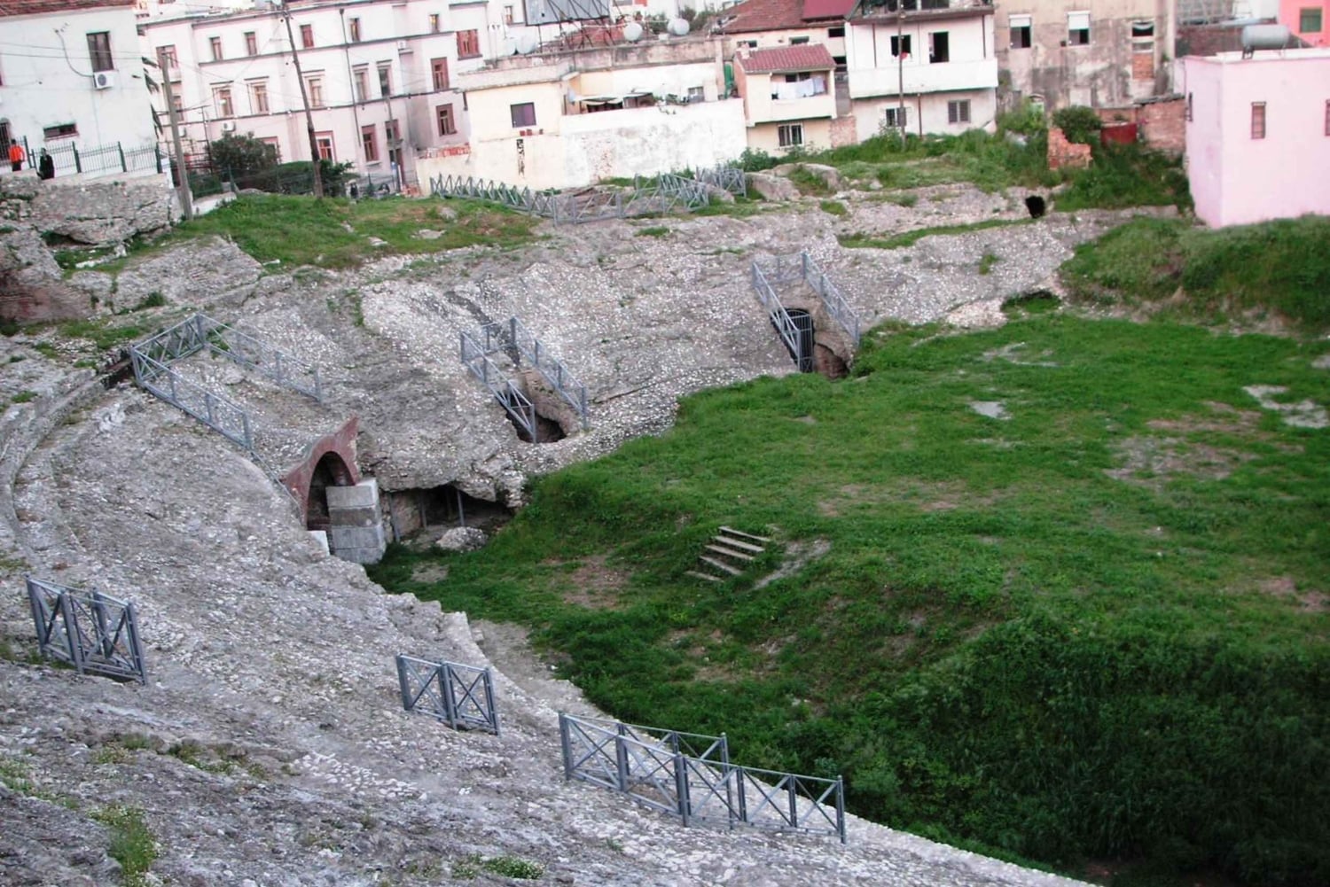 Tirana: passeio de um dia ao Castelo de Krujë e ao Anfiteatro de Durrës