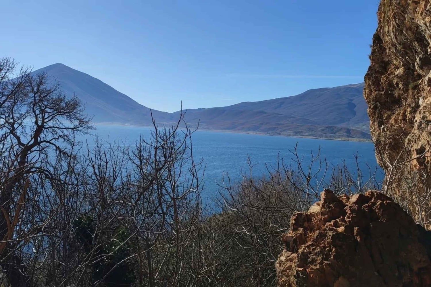 Tirana/Durazzo: tour intorno al lago di Prespa e all'isola di Maligrad