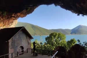 Tirana/Durazzo: tour intorno al lago di Prespa e all'isola di Maligrad