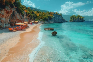 Tirana/Durres/Golem: excursión de un día a Saranda, Ksamil, el Ojo Azul y el castillo.