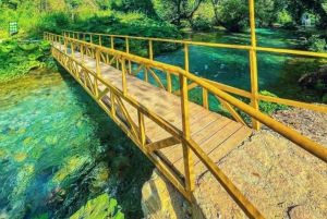 Tirana/Durres/Golem: excursión de un día a Saranda, Ksamil, el Ojo Azul y el castillo.