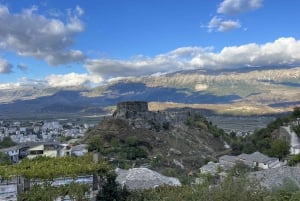 Tirana/Durres to Saranda via Gjirokastra: Private Transfer