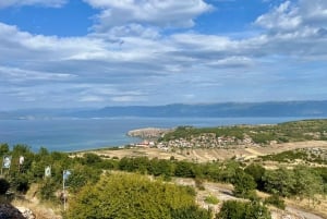 Tirana: tour della Fortezza di Elbasan, del villaggio di Lin e del lago di Ocrida