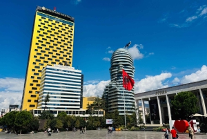 Tirana: Expressrundvandring till de viktigaste sevärdheterna med en lokal guide
