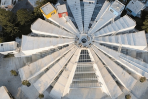 Tirana: Ekspres byvandring med en guide