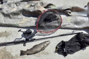 Tirana: Pescando truchas con los lugareños