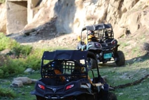 Tirana: buggytour met gids, snack en drankje