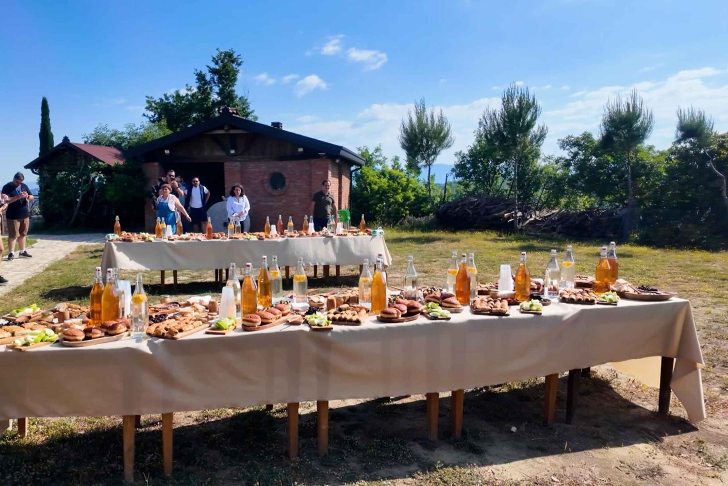 Tirana: Guidet omvisning til fots med Blloku-distriktet og Bunk'Art