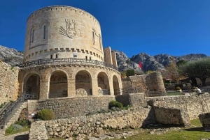 Tirana: Kruja Castle, Museum, Old Bazaar, Sari Salltik Tour