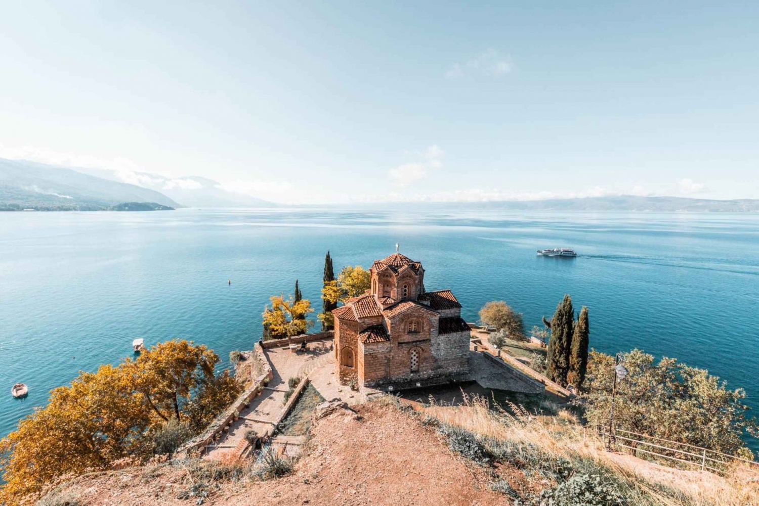 Escursione di un giorno Tirana - Lago e città di Ohrid