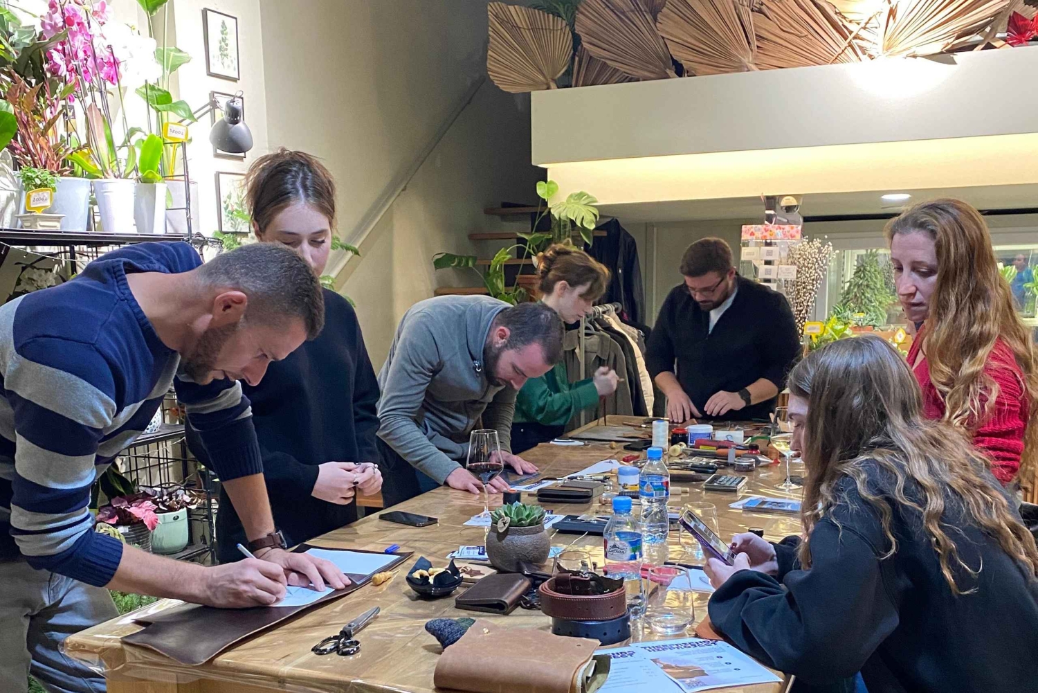 Tirana: Nahkakäsityöpaja