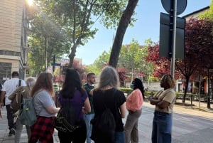 Tirana: Esperienza gastronomica locale e tour a piedi