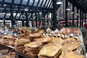 Tirana: Esperienza gastronomica locale e tour a piedi