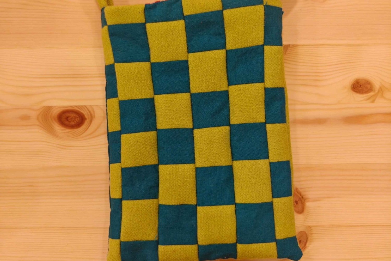 ティラナ：パッチワークトートバッグワークショップ