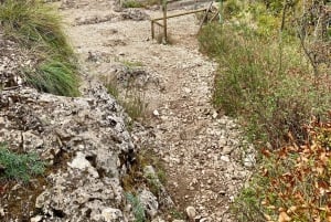 Tirana: Petrela Castle and Black Cave Hike with Local Lunch