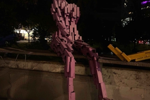 Tirana : visite nocturne privée avec café et cocktail