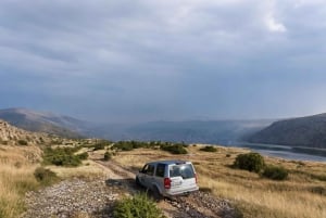 Tirana: privat SUV-tur med besøk til Dajti-fjellet