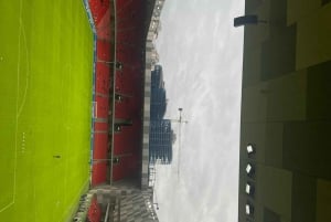 Tirana: Piramideschema's & Bunker dromen