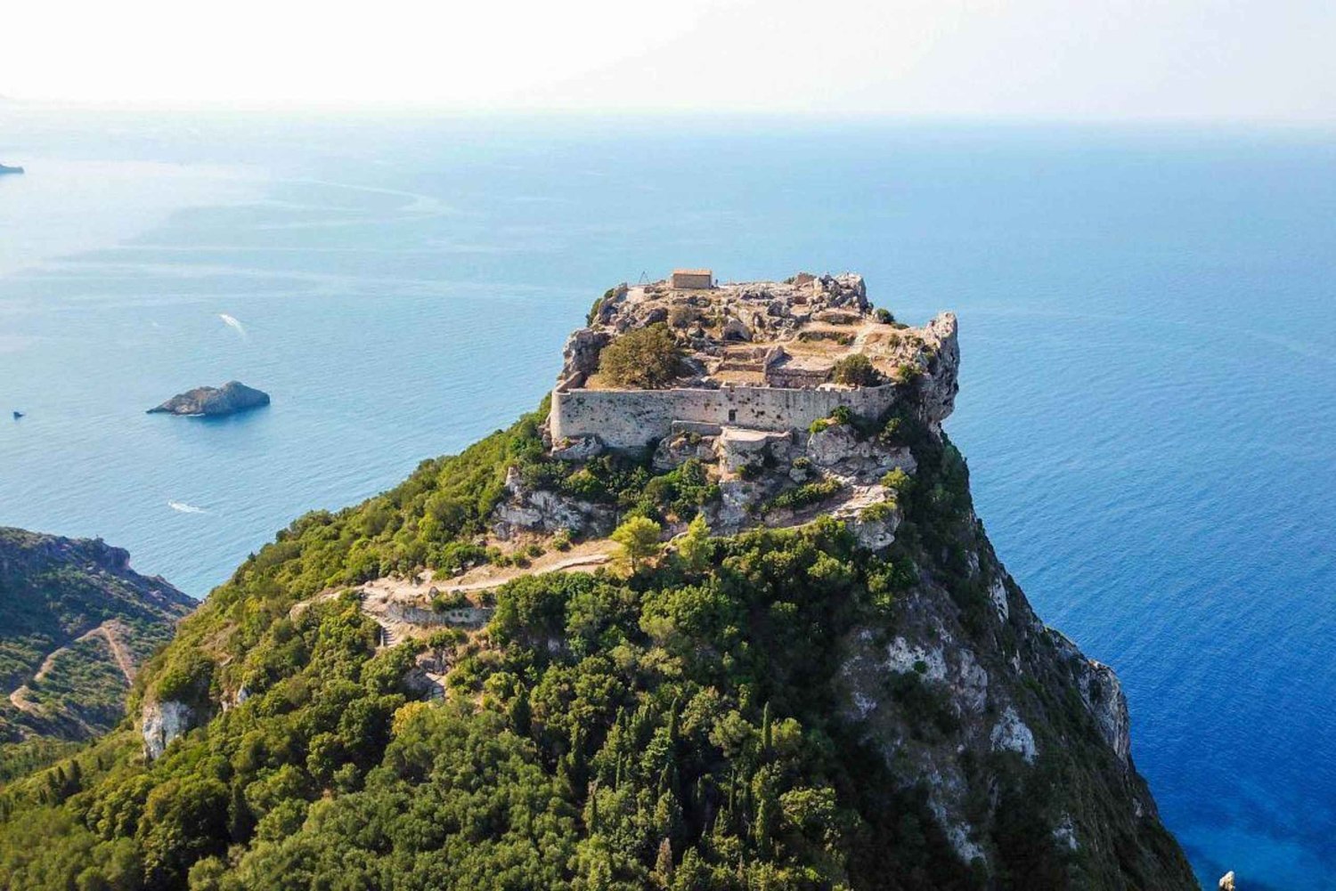 Tirana: Saranda and Corfu Island Day Trip with Ferry