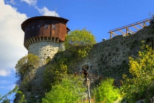 Tirana: Die längste Zipline des Balkans Petrela Adrenalin Tour