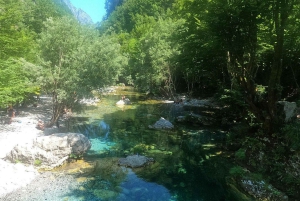 Tirana: Theth, Albanian Alpit ja Sininen silmä -yksityinen päiväretki