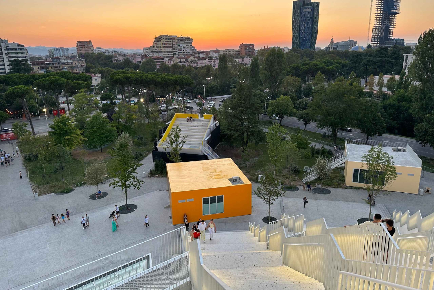 Tirana: Rundgang durch die Attraktionen des historischen Zentrums