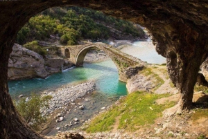 Tour e guia de turismo Përmet Bënjë