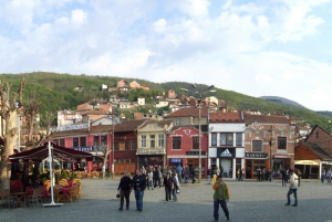 Transfert Skopje Tirana avec visite d'une demi-journée à Prizren