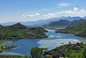 Virpazar: Amazon cruise and panoramic tour of Karuč