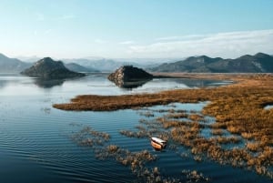 Virpazar : Croisière au coucher du soleil sur le lac Skadar avec dégustation de vin