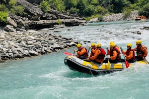 Vjosa-Fluss: Öko-Rafting bei Sonnenuntergang & Schwimmen im versteckten Canyon